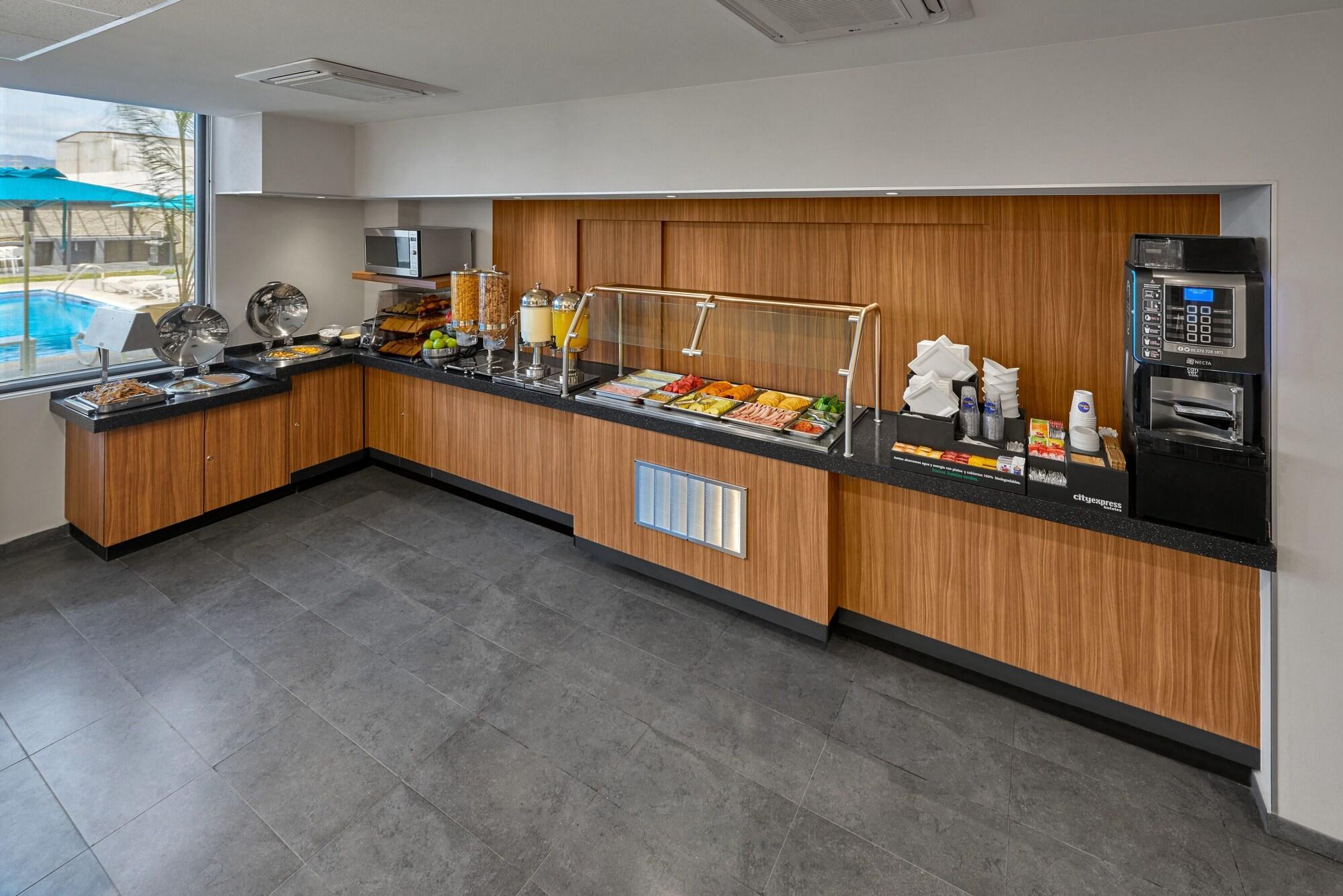 City Express By Marriott Hermosillo Expo Экстерьер фото